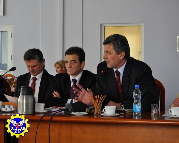 2010-03-25 - zespol_trojstronny